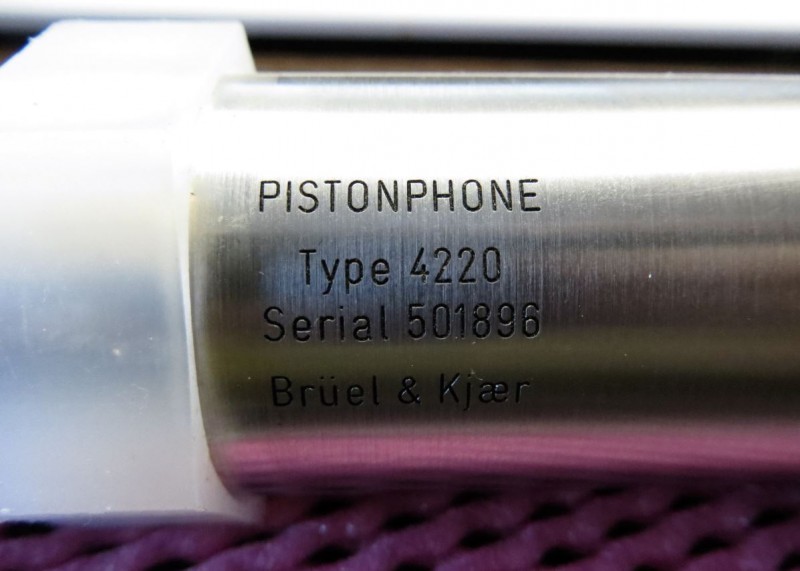 pistonphone 4220 1.JPG