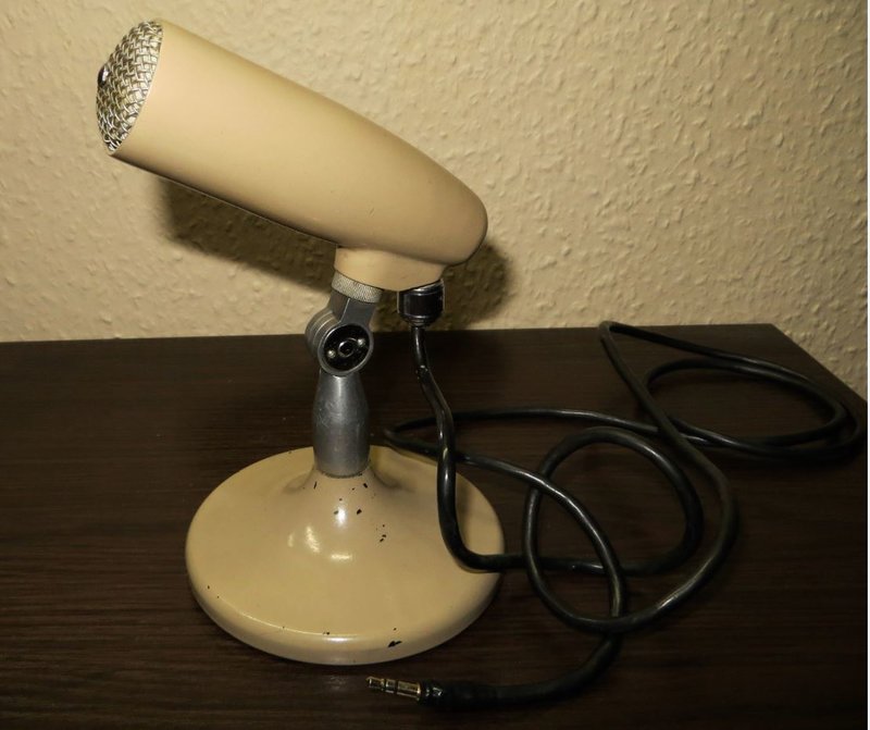 Динамический микрофон Октава МД-45 1969 г.в..JPG