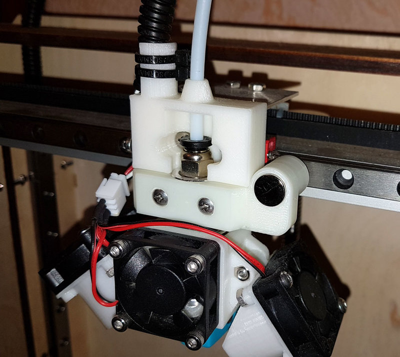magnet_holder2.jpg