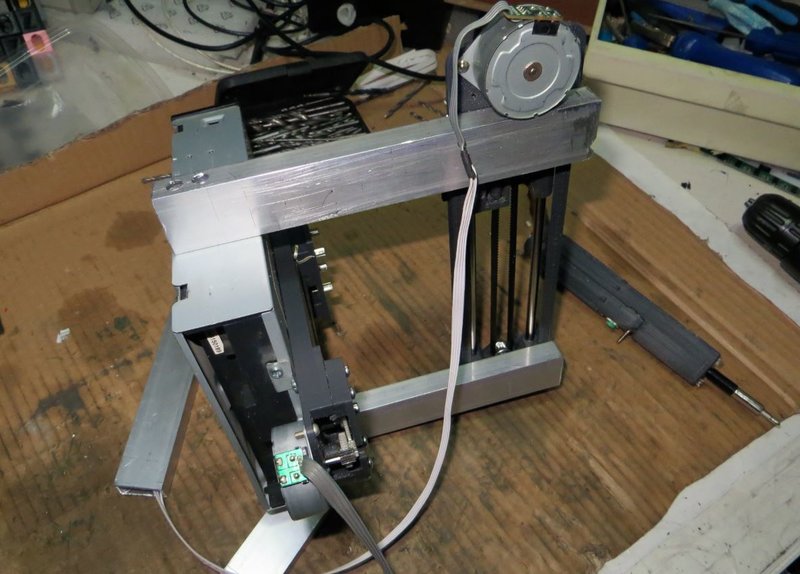 CNC_laser_DVD_5.JPG