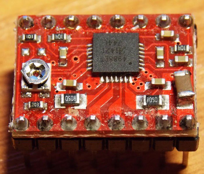 Файл:RED 4988.jpg